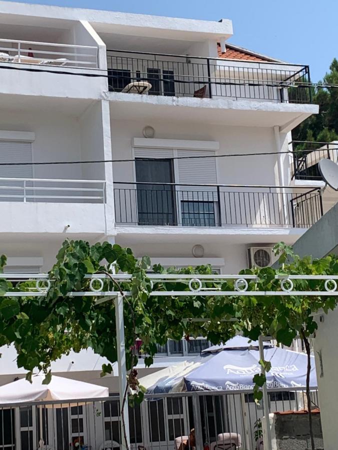 Apartman Ana Zeleni Pojas Бар Екстериор снимка